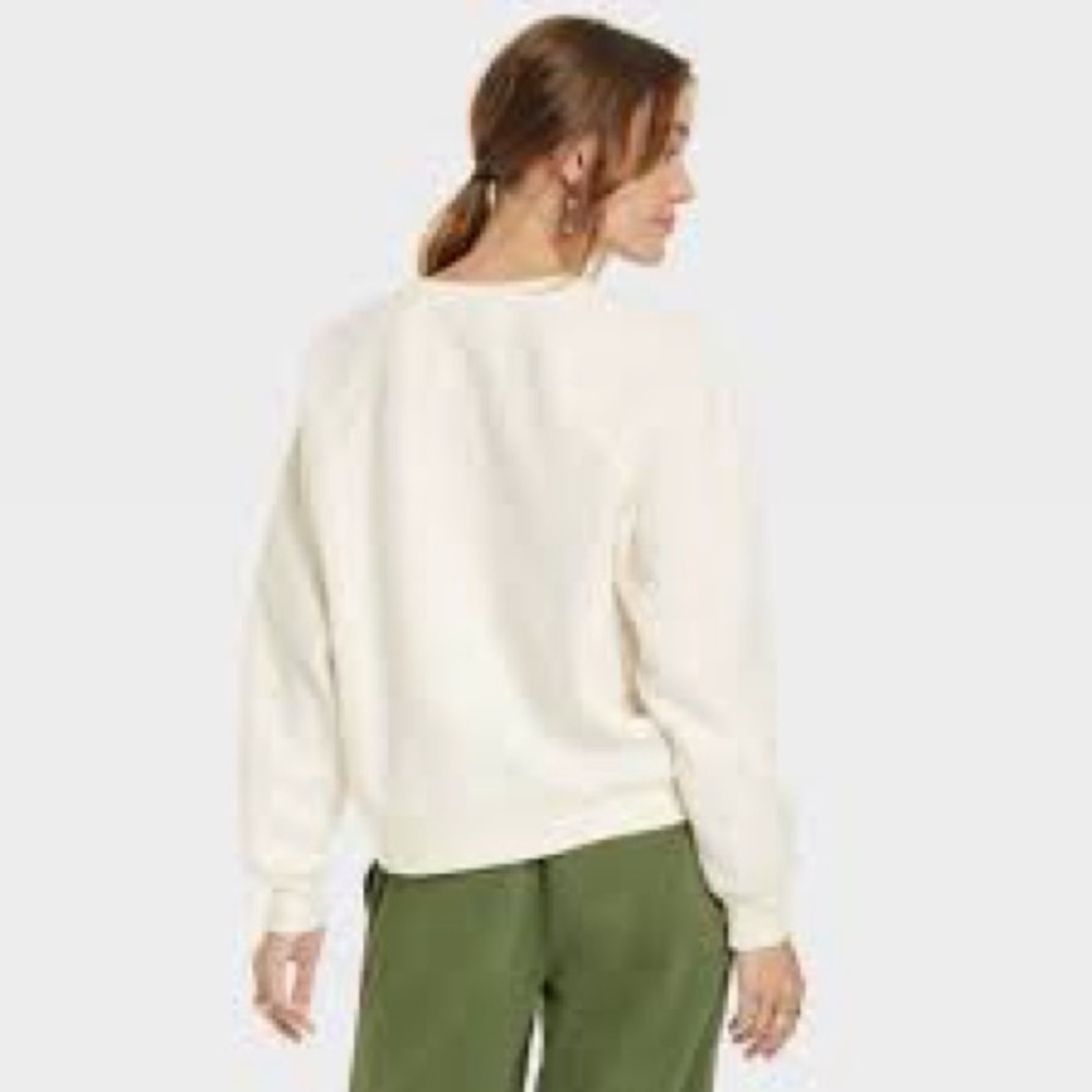 Universal Thread Crewneck Henley Sweater Fuzzy Cream size Medium - Picture 11 of 11